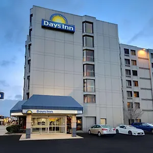 Hotell Days By Wyndham Near The Falls, Niagara Falls